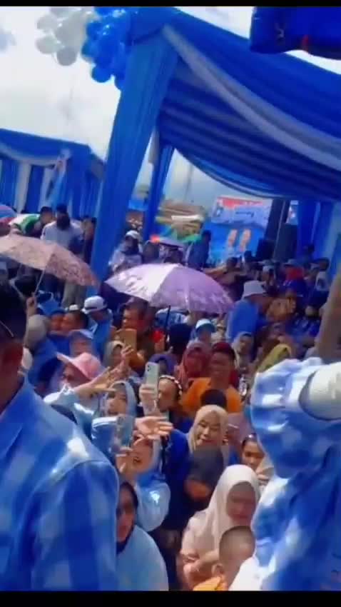 Fauzana konser di kerincing 