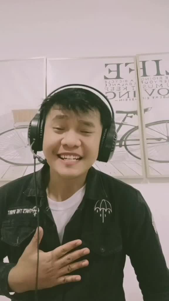 nama: muhamad ali bimas bukin  usia: 27thn kota asal : Bandung