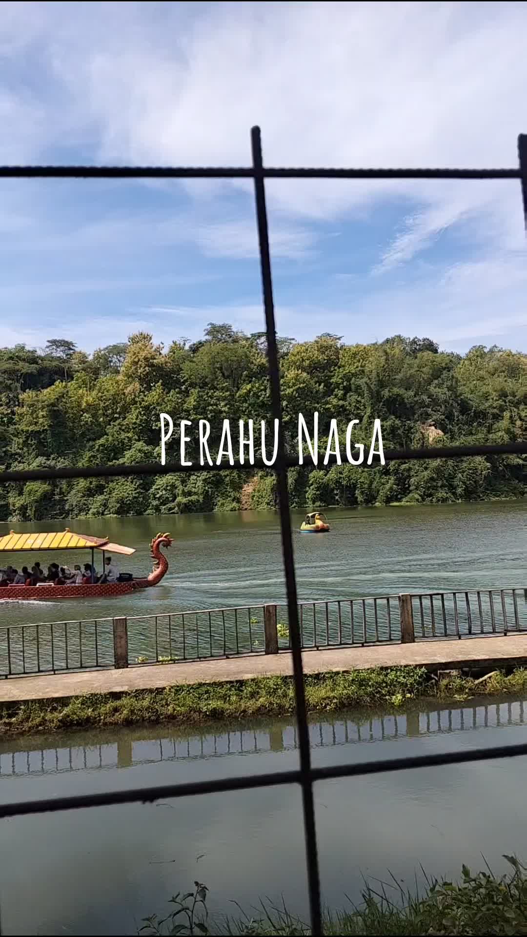 Menikmati keindahan danau yang berada di atas gunung #tiktokkebumen 