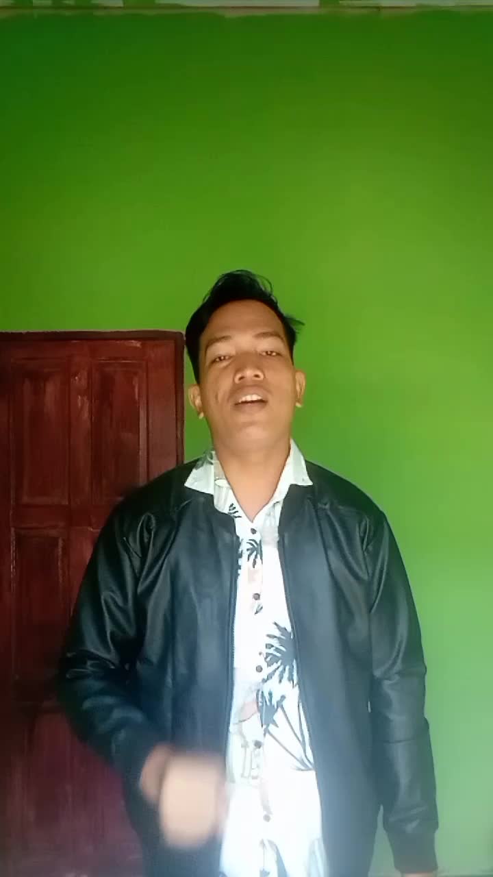 Nama: Ahmad Rahman Rambe umur: 20 tahun asal :Riau Kab: rokanhilir Lagu: AKU BUKANLAH RAHWANA
