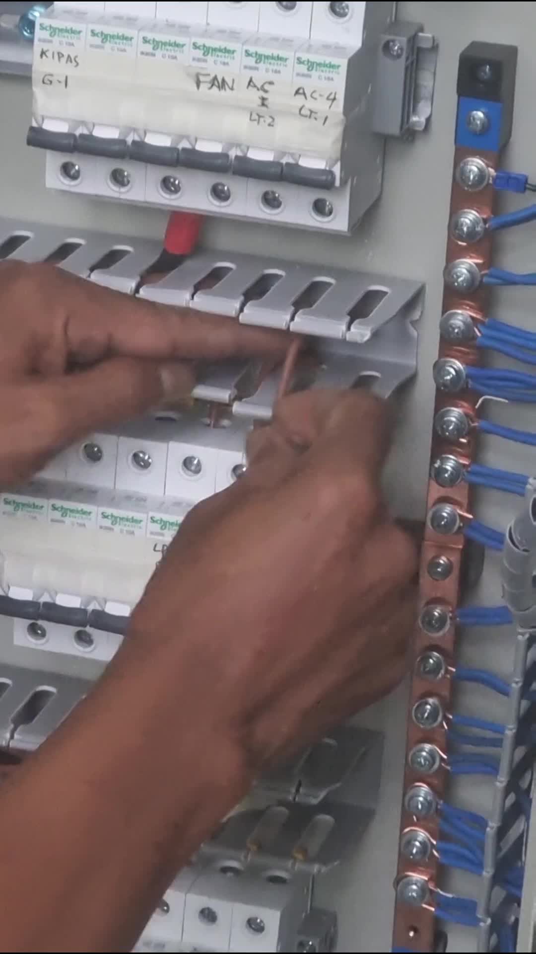 Instalasi panel listrik 3 phase #viral #fyp #beranda #subscribe 