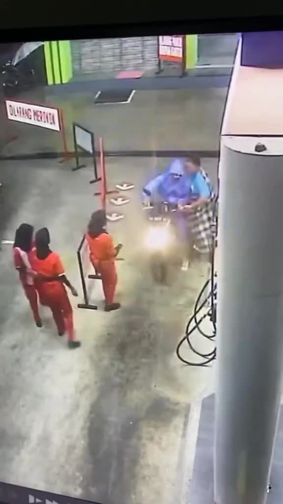 Selamat puasa hari pertama 💕😘