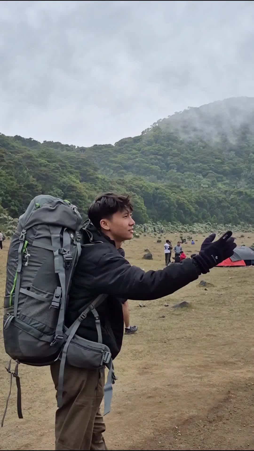 pelet bento (pendaki lelet bentar bentar foto ) #Gunung Pendaki Lawas  #gununggedepangrango  #Cogan  #carabikinkonten 