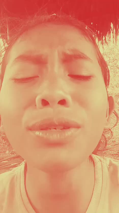 Halo !!  perkenalkan nama saya: Esriani tumangger    Alamat:pangkalan,pakpak Bharat Umur:13 