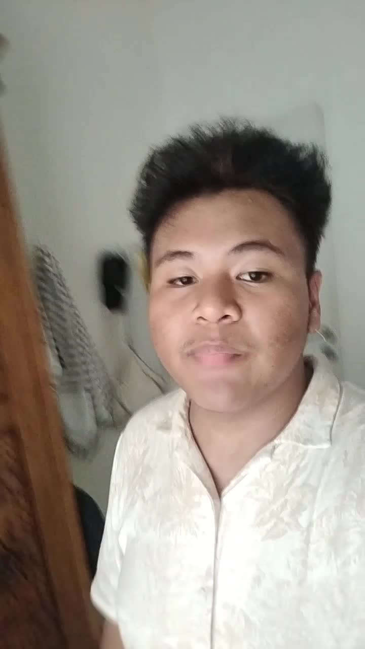 IDOL_XIII ALEXANDER WAHYUDI 19 TAHUN MAHASISWA DARI BATAM