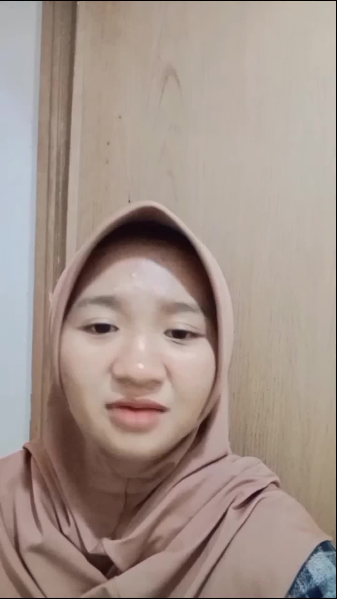 IDOL XIII_ Adiska Pratiwi - 20 tahun - Domisi muara enim - you are the reason_ Calum scott