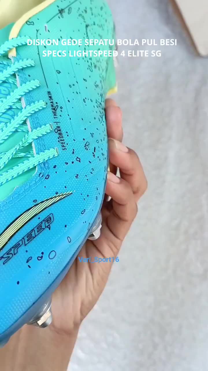SEPATU BOLA PUL BESI.
COCOK DI LAPANGAN LEMBEK.
SPECS LIGHTSPEED 4 ELITE SG.
Rp.1.199.800 JADI Rp.425.000

VERI SPORT ORIGINAL GAK HARUS MAH