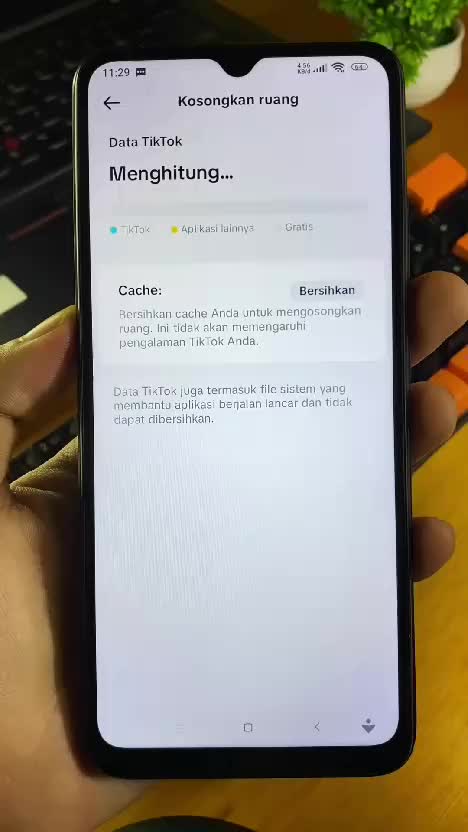 Biang kerok yang bikin penyimpanan hp kita cepat penuh 