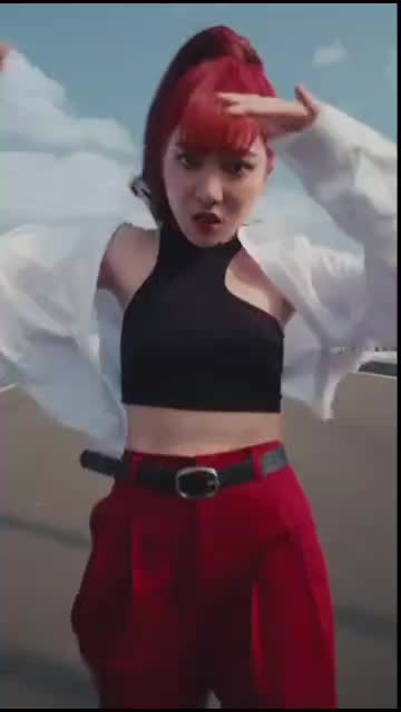 Video Klip mindBlowing! - Isyana Sarasvati
bikin gagal fokus!! 