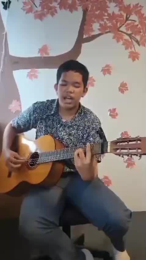 IDOL_XIII MUHAMMAD ALI RUHULLAH PUTRA 17 TAHUN MAKASSAR CINTA DAN RAHASIA