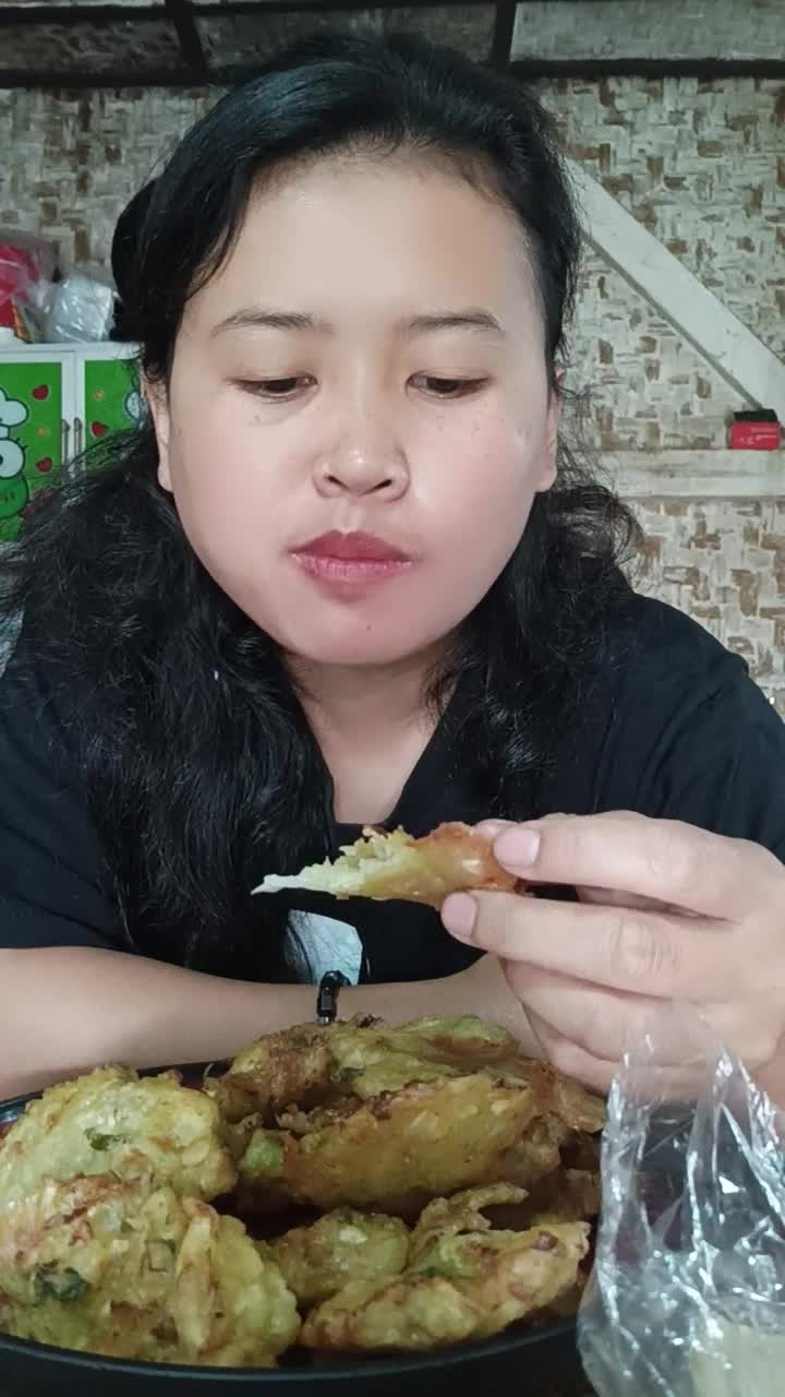 gorengan emang luar biasa
 #short
 #HOTrctiplus  #RCTIPlus 