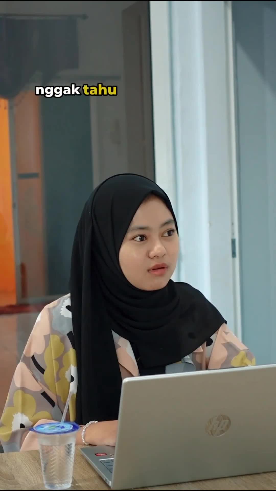 gimana gen Z kalo dengerin  jokes dari bapak-bapak di kantor?