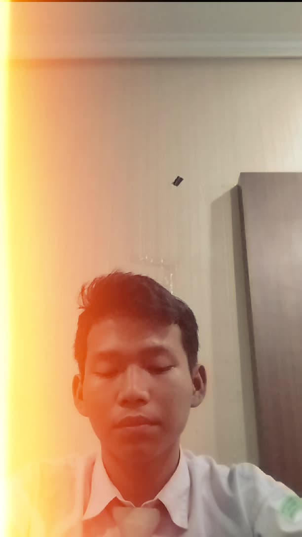 Nama :Rasyandi bagaskara                     umur :16.                                            lagu :Syurga di telapak kaki Ibu