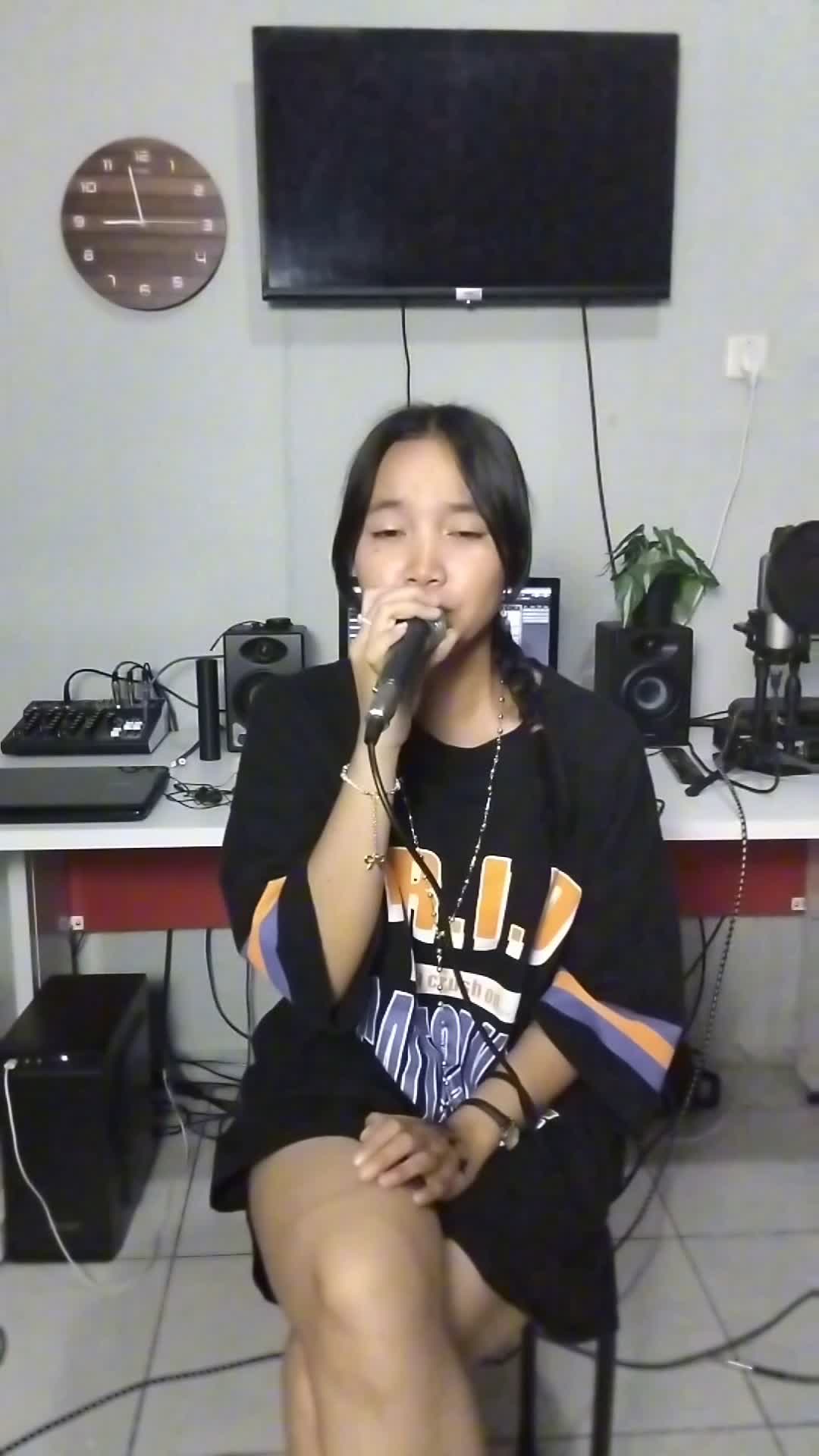 IDOL_XIV ERIKA 20 TASIKMALAYA KISAH KITA