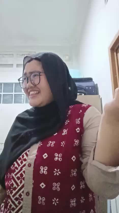 IDOL_XIV INTAN RAISHIQA T. 18 BANDUNG FROM THE START