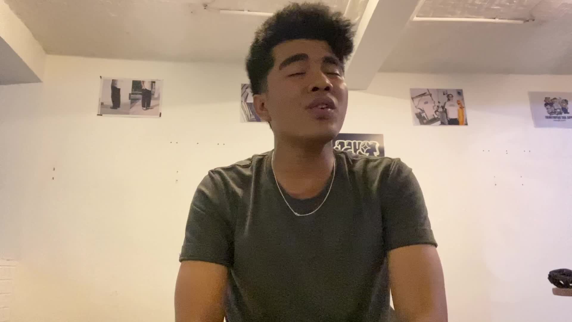 IDOL_XIII MUHAMMAD HANAFI 22 TAHUN JAKARTA TIMUR ,Kangen - Dewa 19