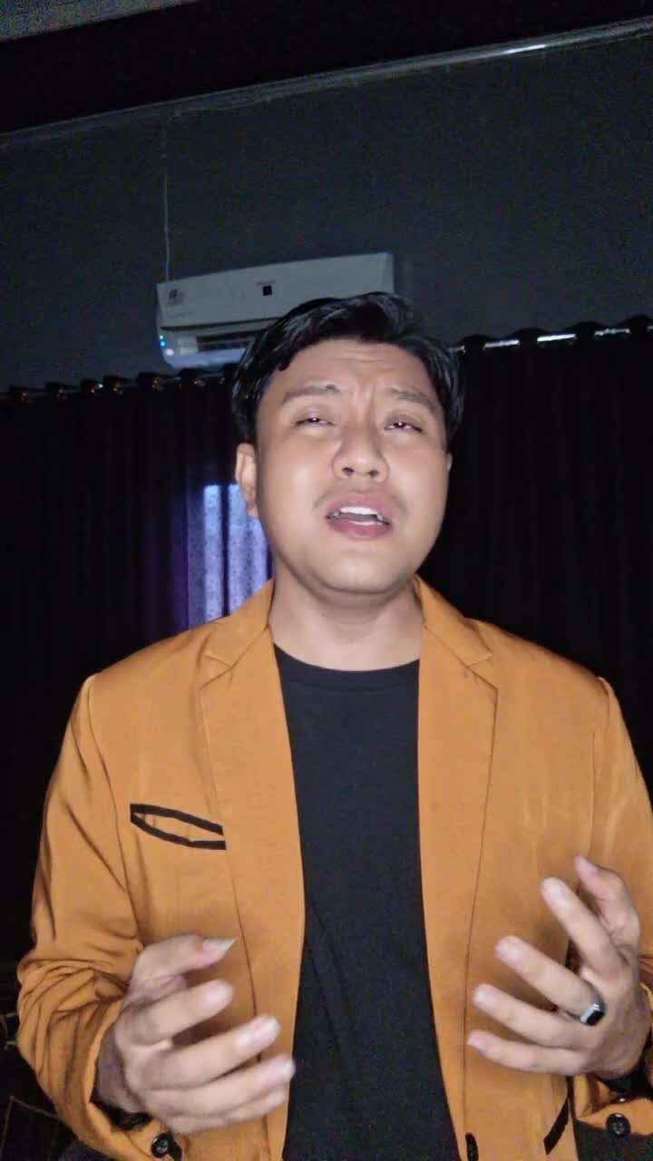 NAMA LENGKAP : Lijar Pramana
TTL : 14 Januari 1993
USIA : 32 Tahun
ALAMAT LENGKAP : Keluarahan uluwolo, Kec.wolo, Kab. Kolaka
Sulawesi Tengg