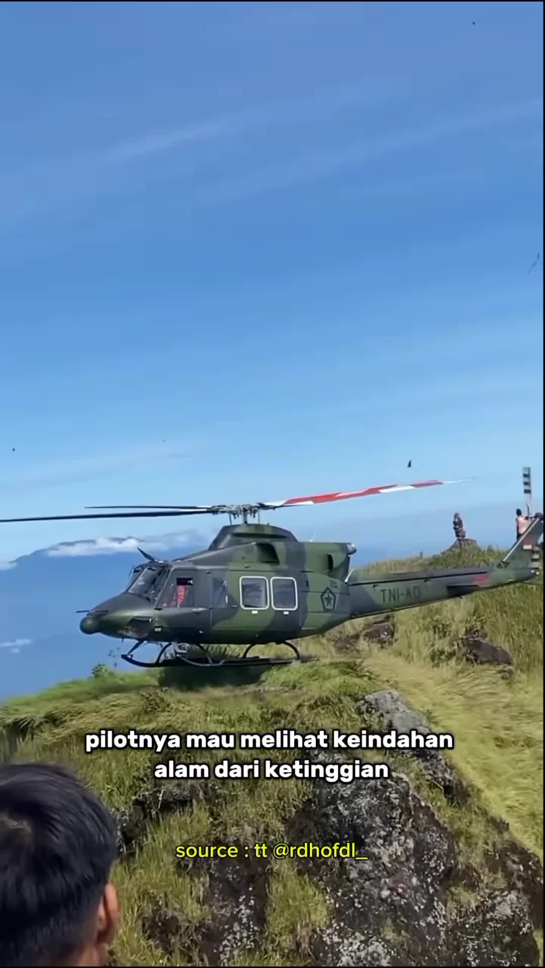 TAK MENGENAL LELAH, CAPE DIKIT NAIK HELIKOPTER #shorts  #showmeyourvoice