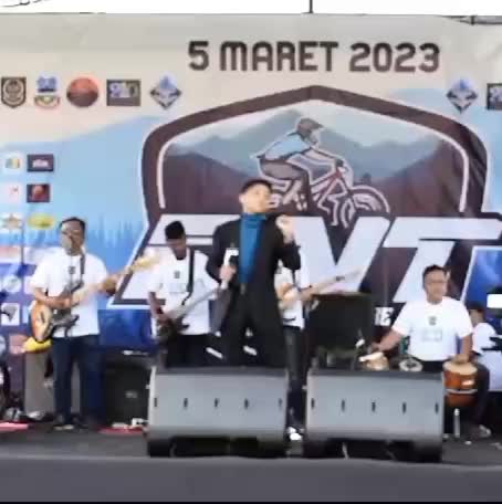 KDI2024 NENDRA NURHIDAYAT GARUT 19 TAHUN BENANG BIRU