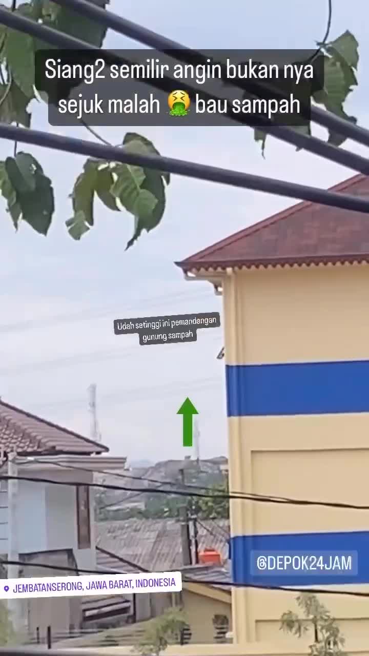 TPA Cipayung udah setinggi bangunan lantai 3. emang depok selalu terdepan