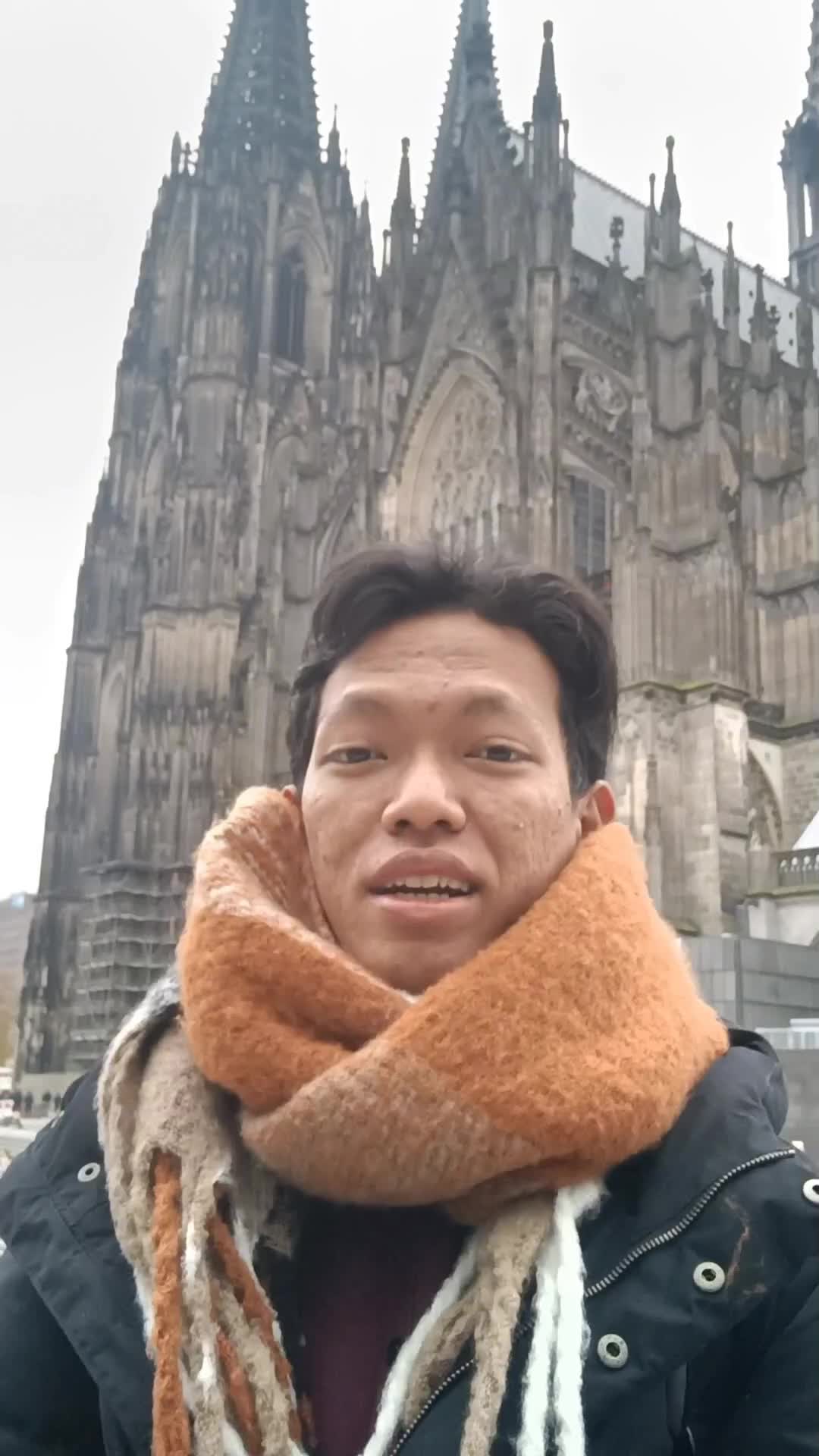 Berkunjung ke Cologne Cathedral! (Köln, Germany) 