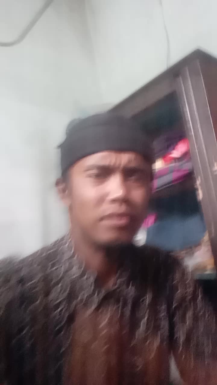 iseng iseng berhadiah...song niah kisah cintaku