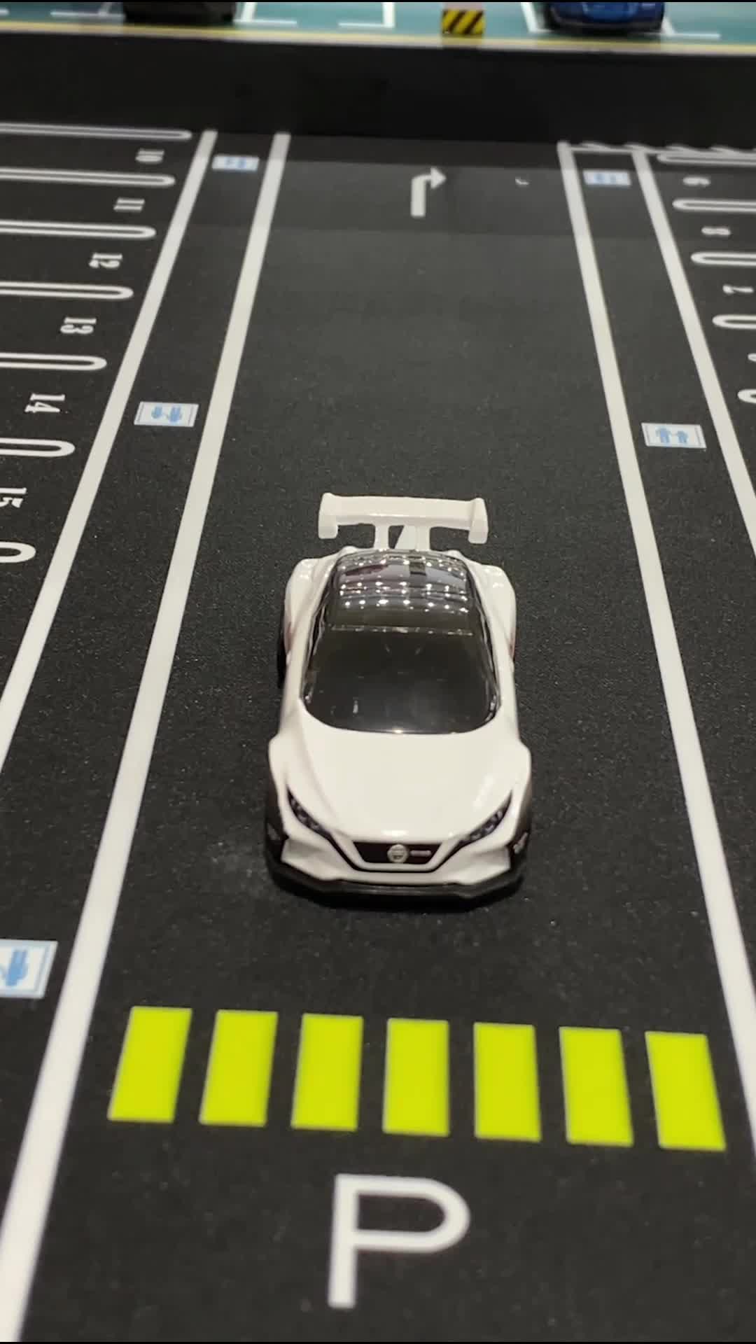 Next unboxing apa lagi nih?

#hotwheels #hotwheelsindonesia #hotwheelscollections #diecast #diecastindonesia #niisan