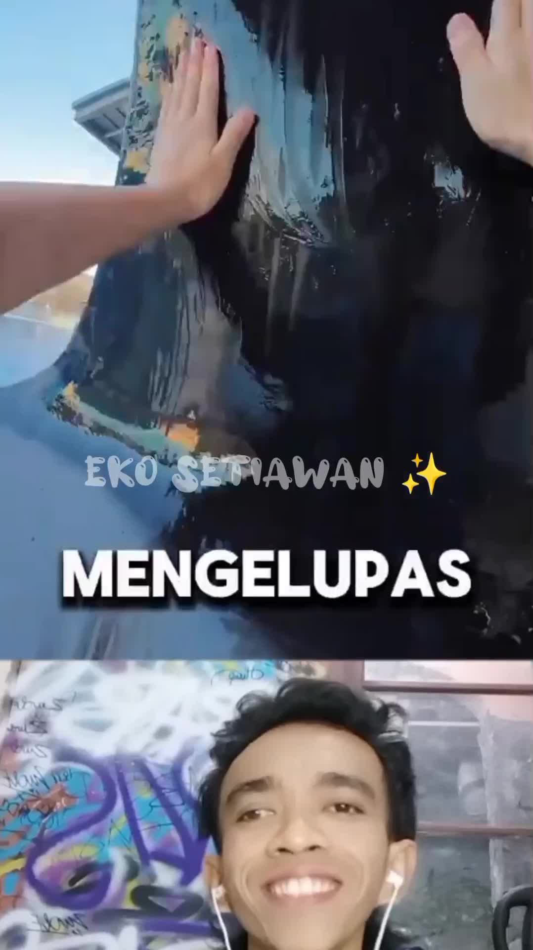 orca besar dan lucu ini sangat suka di elus???
