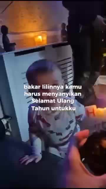 bocil semangat merayakan ulang tahun ibu nya

#fyp #short #rigelagency #OriginalSong #HOTrctiplus #RCTIPlus  #viral #HOT #videolucu
