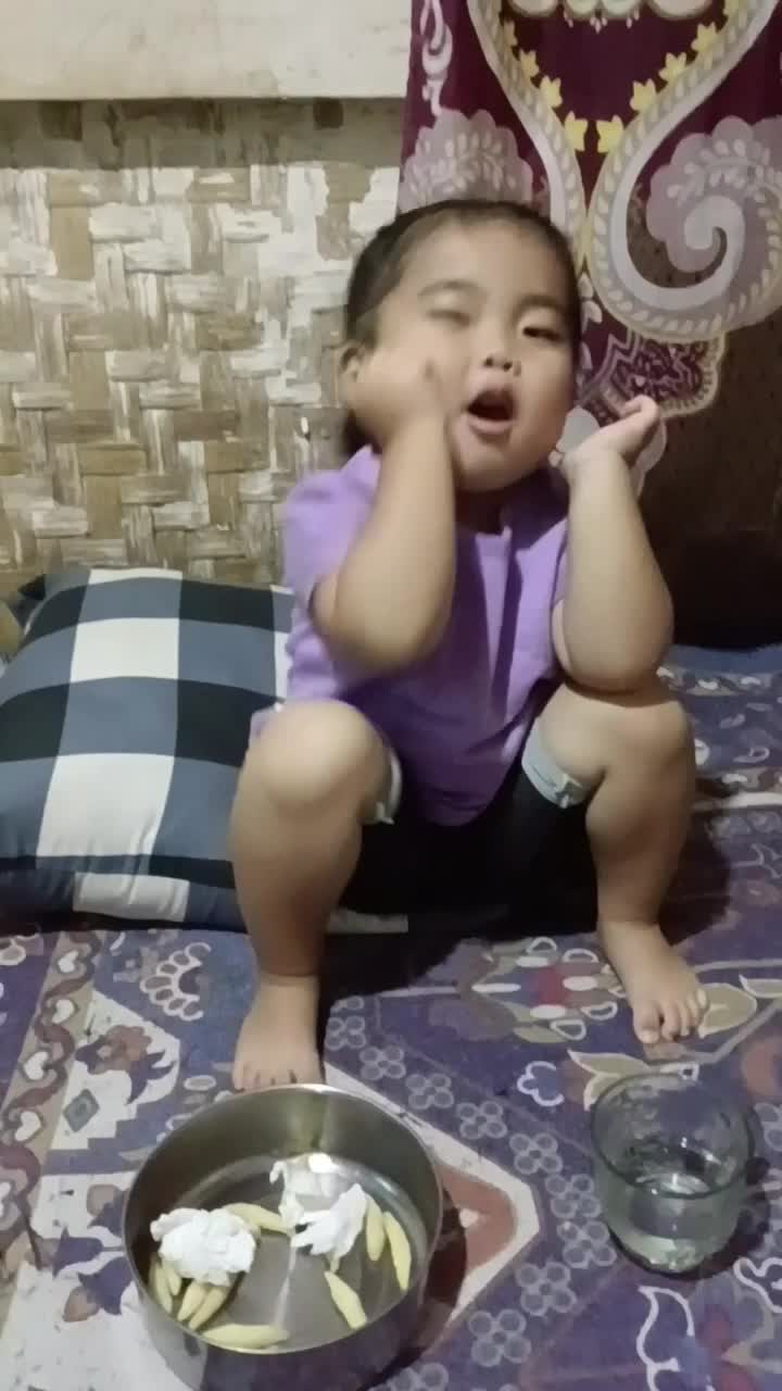 saking senengnya sampai gak ketahan tu kentut ?


 #short  #HOTrctiplus  #RCTIPlus  #fyp  