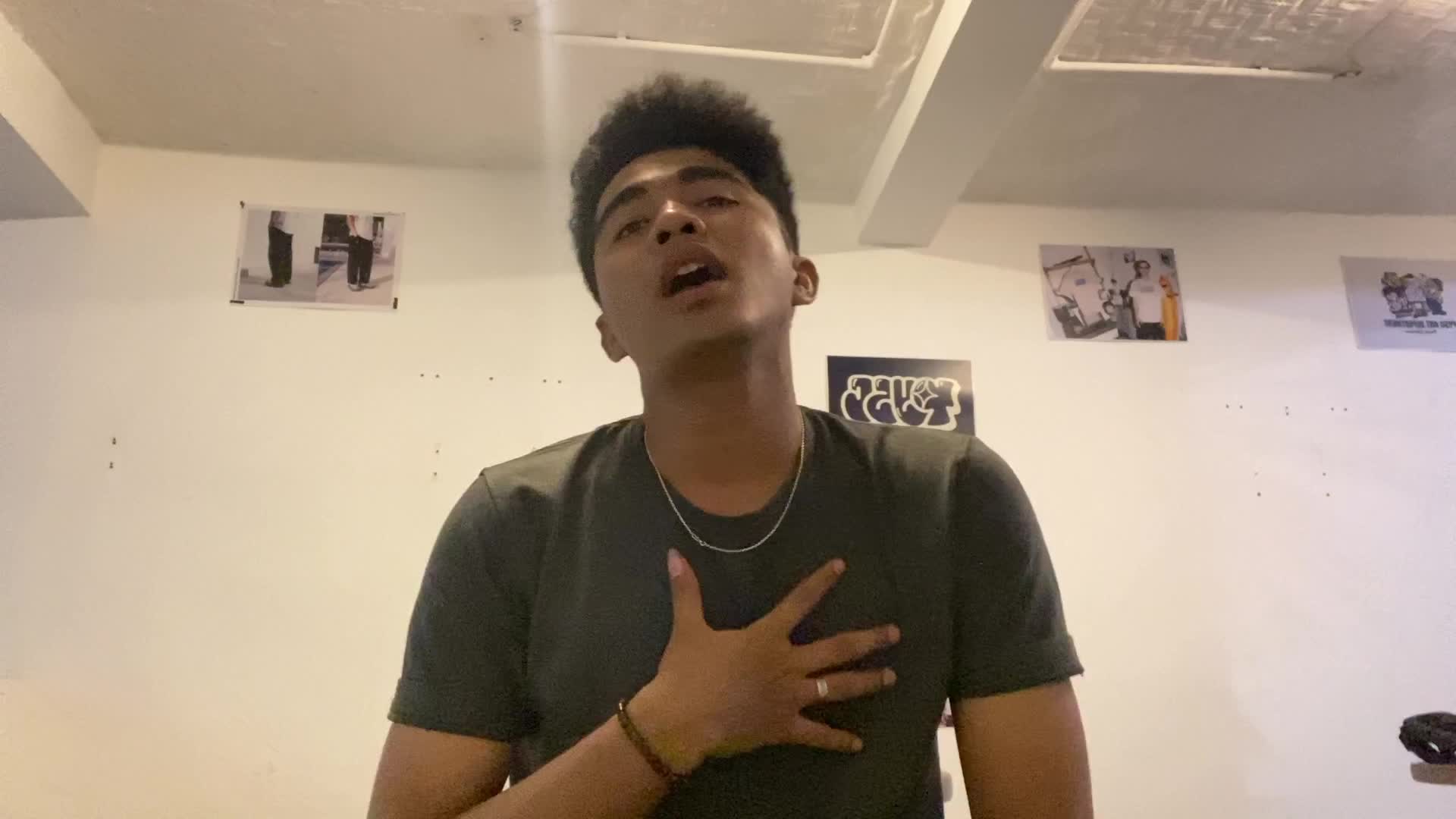 IDOL_XIII Muhammad Hanafi 22 Tahun Jakarta Timur, Say You Won't Let Go - James Arthur