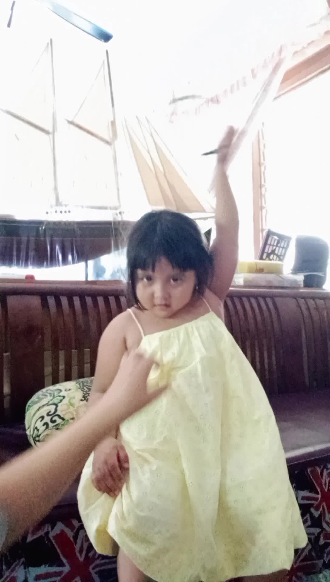 punya ponakan tercomeL dan kepo 