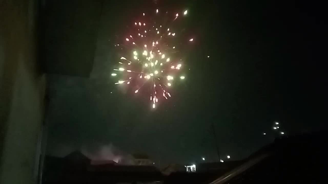 Happy New year 2025 semoga apa yang dicita-citakan tercapai ditahun 2025,Badan sehat selalu dan rejeki makin bertambah aamin ya Robbal Allam