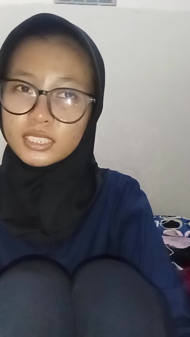 IDOL_XIV SALMA SAL SABILA 19 TAHUN BLITAR DANCIN-AARON SMITH