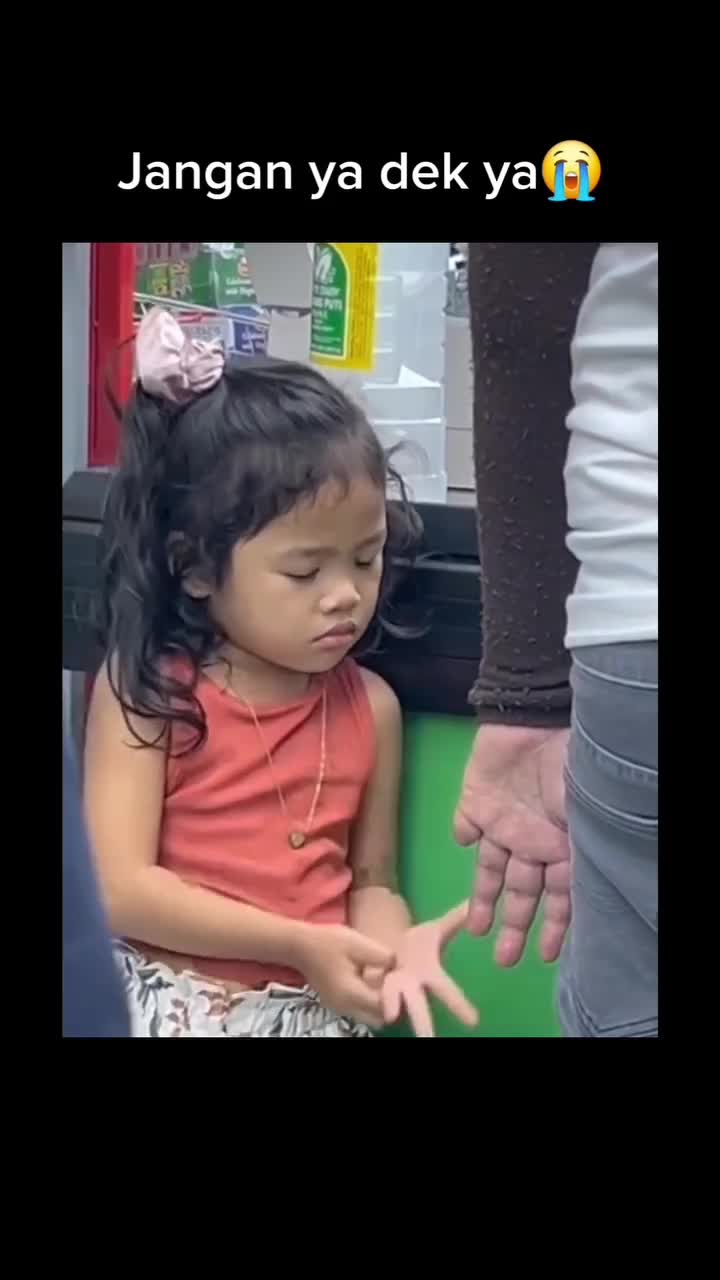 dia duluan yg mulai?