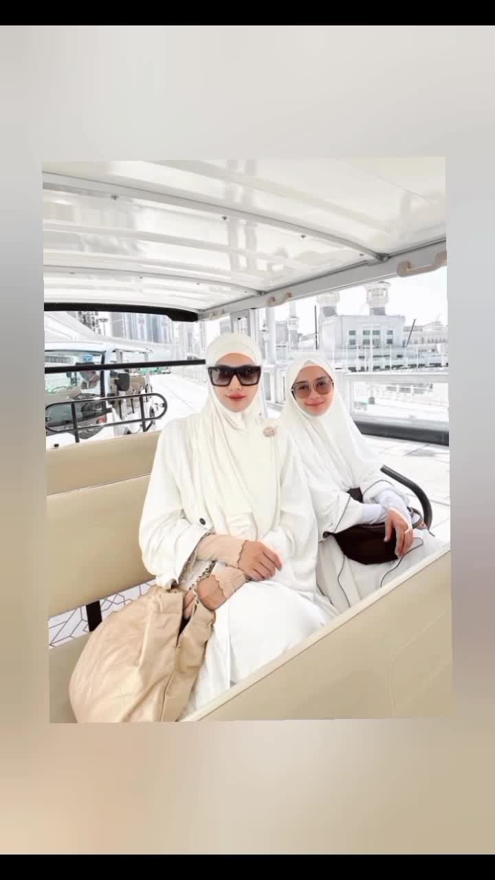 Anisa Azizah umroh  #umroh  #artisumroh 