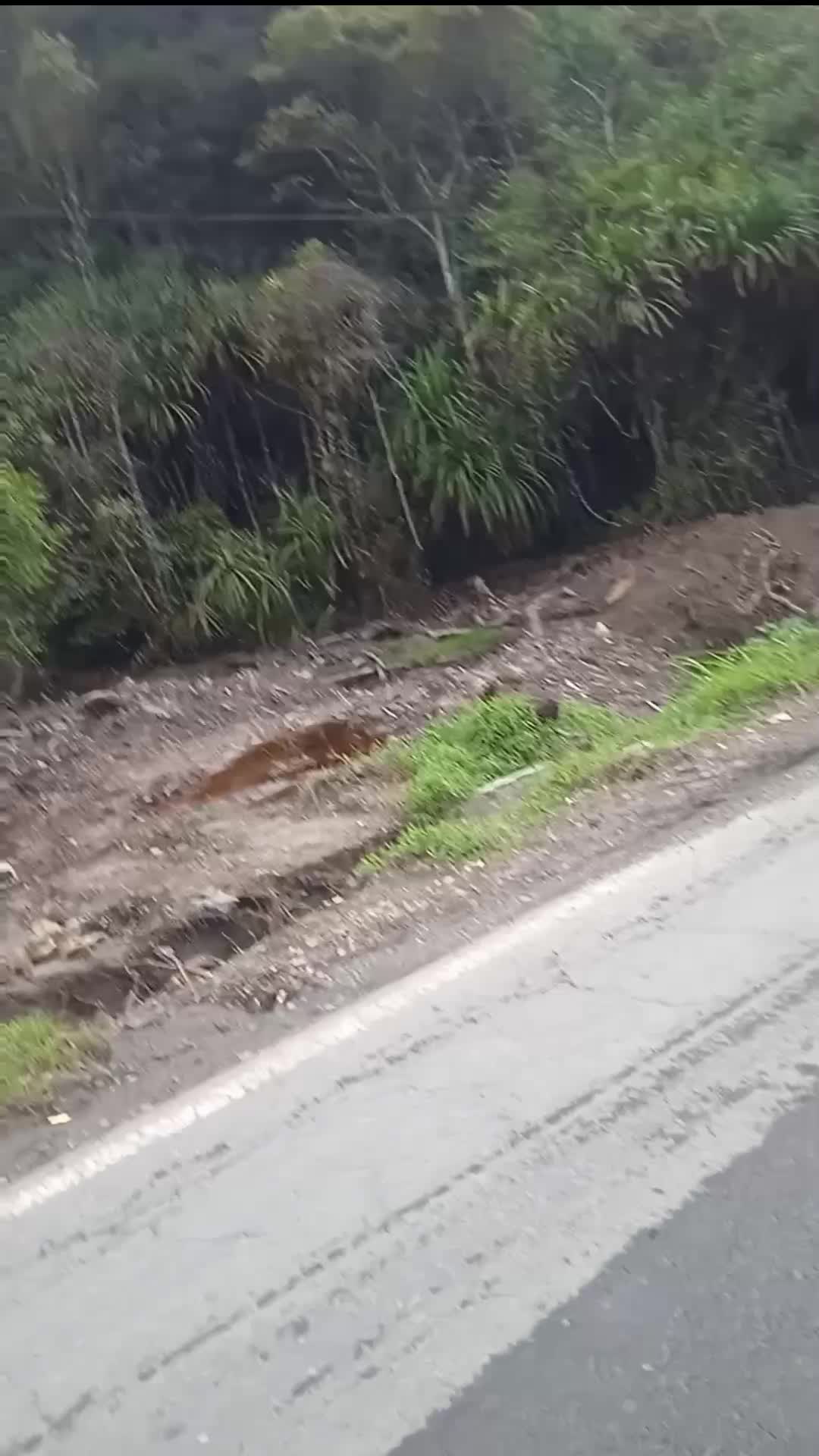 #sida longsoran tanah Karo