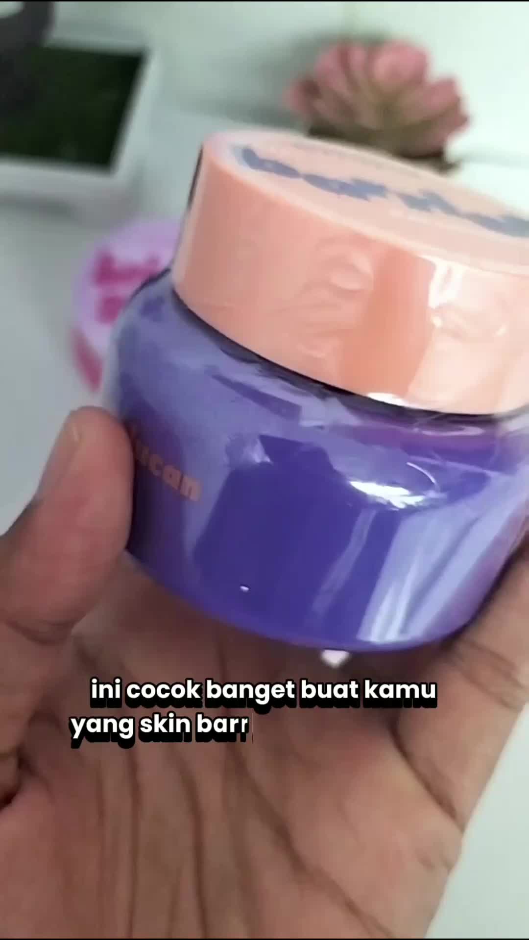 moisturizer terbaru Emina kalian wajib coba nih  #moist kecintaan aku ini mah #moisturizer terbaru emina