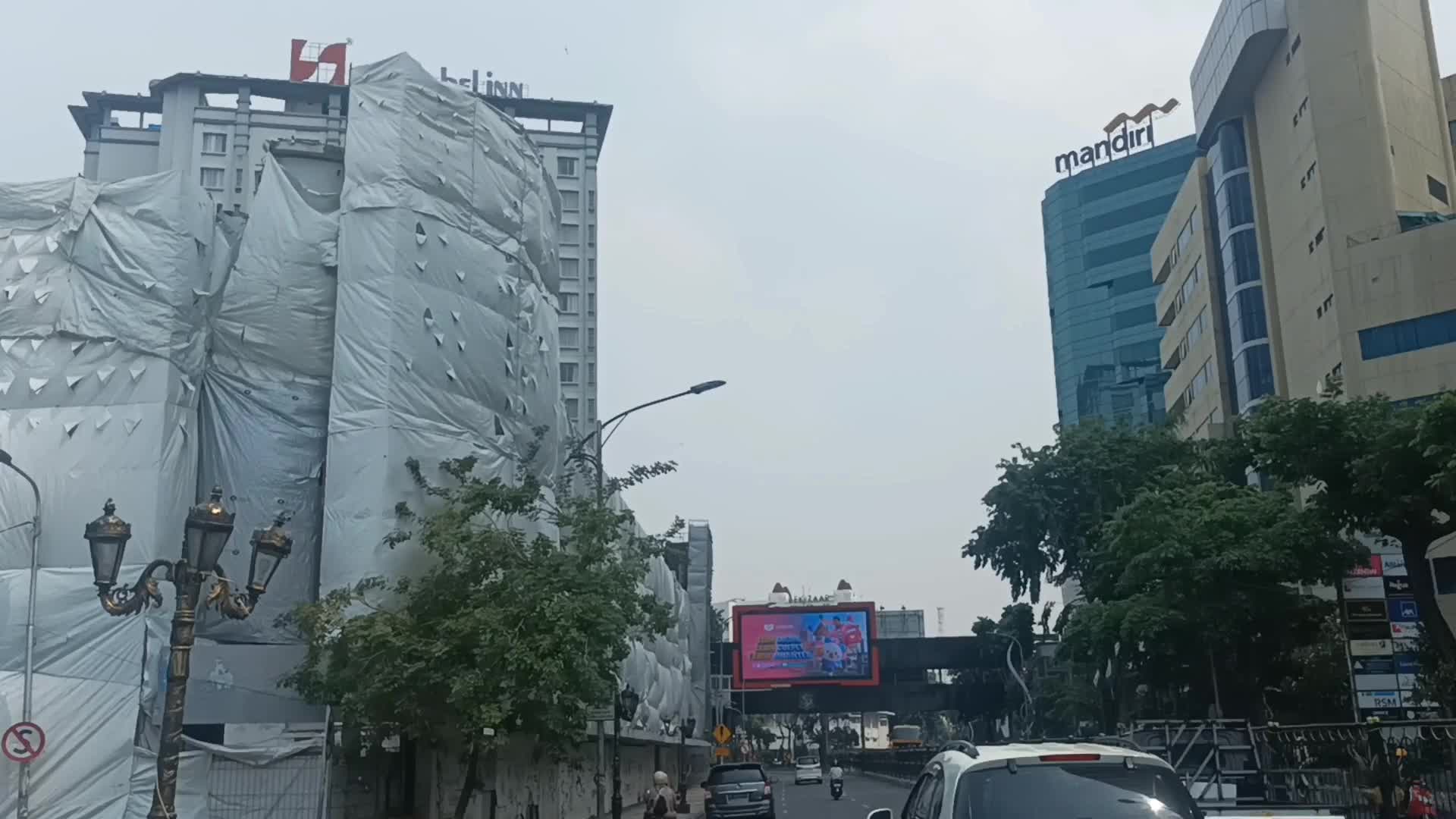 HALLO SURABAYA.... 