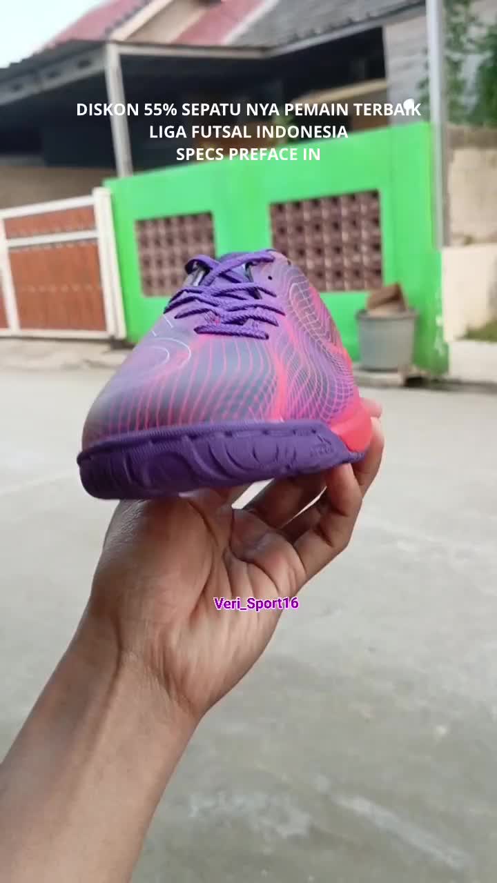DISKON 55% SEPATU NYA PEMAIN TERBAIK LIGA FUTSAL INDONESIA COCOK KAKI LEBAR.
SPECS PREFACE IN.
Rp.599.800 JADI Rp.275.000.

VERI SPORT ORIGI