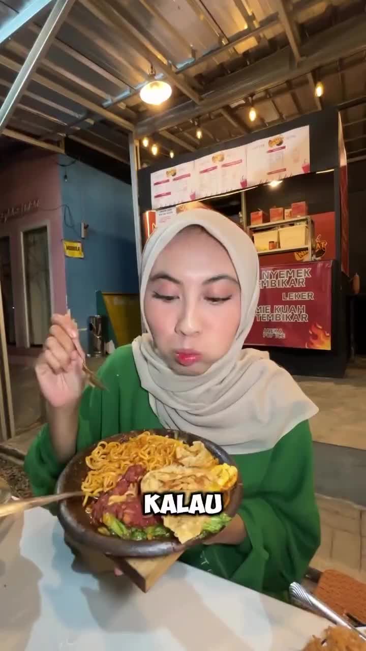 Semangkok Nikmat
#Fyp #masakanenak #reviewmasakan #kulinerviralbogor #kulinerbogor #bogor #bogorhits #rekomendasikuliner #food #lovekuliner 