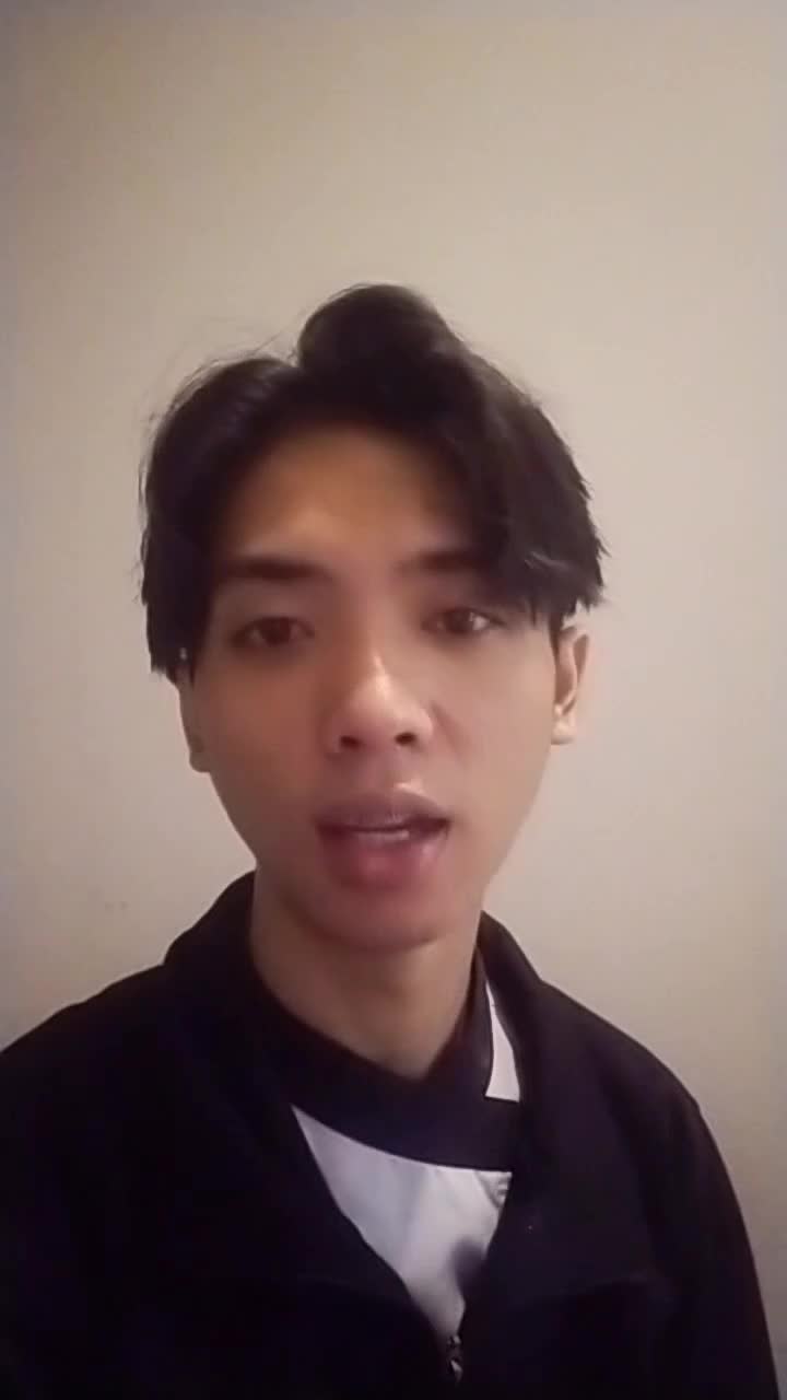 hallo sobat mci12. perkenalkan saya alwi muhamad ichian, so. sekarang alwi bikin NASI GORENG JAWA yang rasa beuhh enak aneuddd