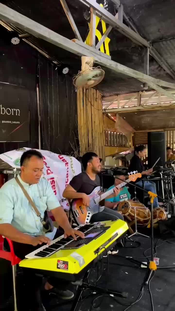  #musik #coverlaguambyar 