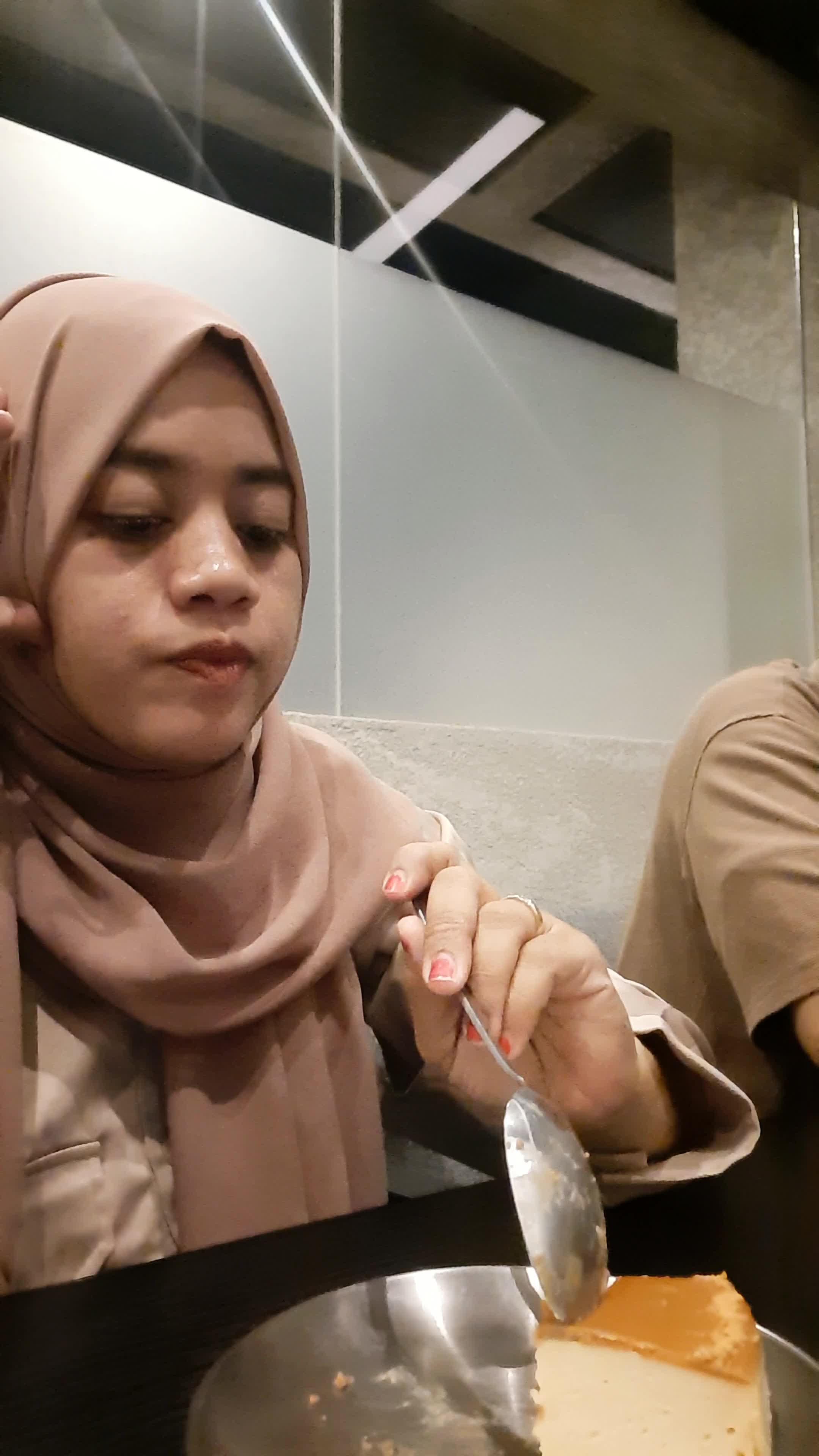 Sedang Menikmati#cesscake#fyp#anakpanah#kuliner#