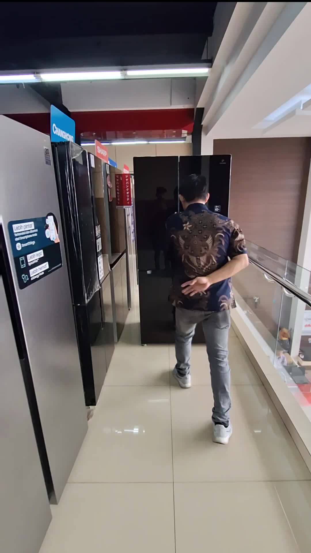 Frist Video  #kulkas #reviewproduk #store 