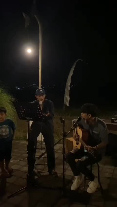 Naff - Kenanglah Aku (Cover)
