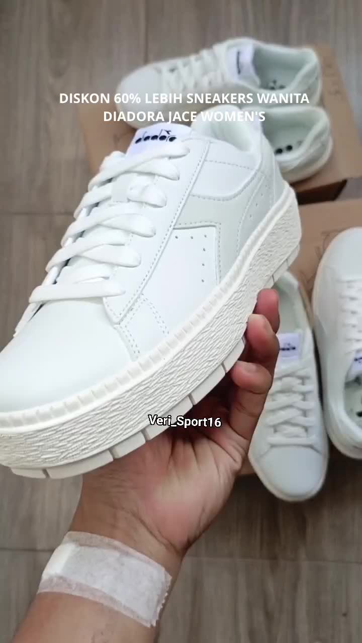 DISKON 60% LEBIH SNEAKERS WANITA.
DIADORA JACE WOMEN.
Rp.699.000 JADI Rp.250.000.

VERI SPORT ORIGINAL GAK HARUS MAHAL.
ORDER KLIK 👇

WA : 0