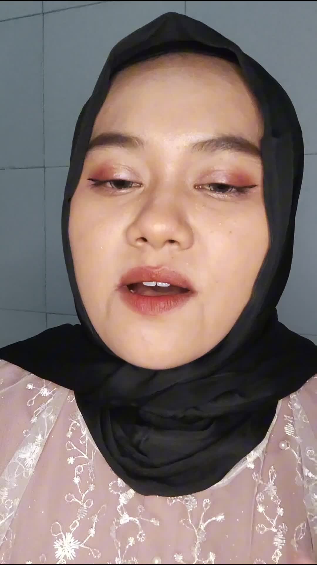 IDOL_XIII-NILAM SABRINA-24 THN-JEMBER-I HAVE NOTHING+KISAH TANPA DIRIMU