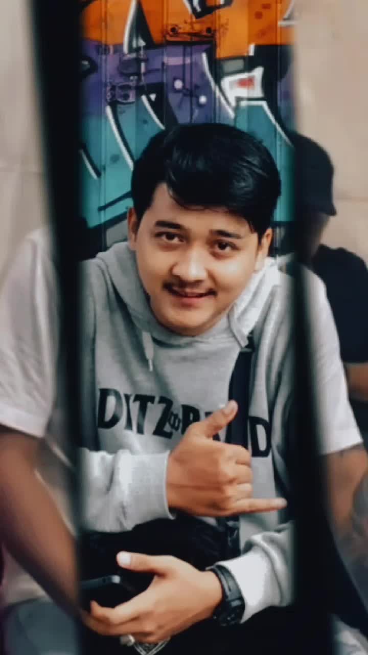  #HomeOfTalentRCTIPlusPenantangGilangDirganih  
 #Flowerofevil 