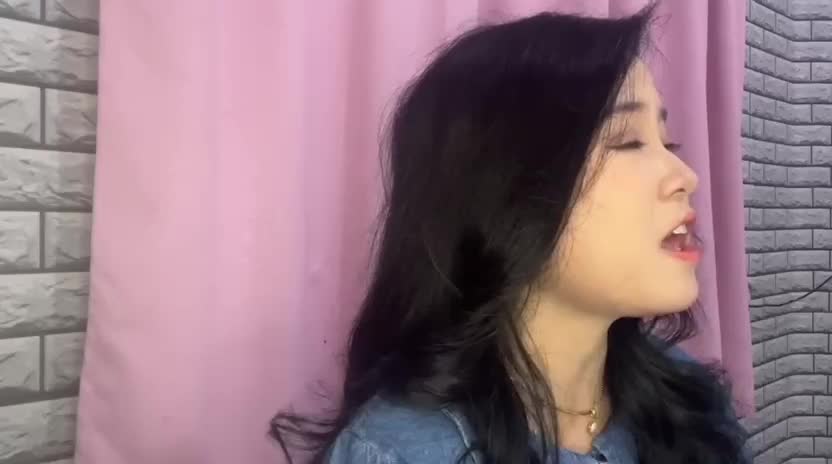 IDOL_XIV NYAYU TIARA BERLIAN ANJELI 23 PALEMBANG FALL FOR YOU